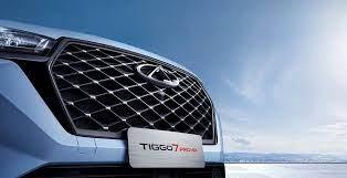 Diamond-Shaped Front Grille